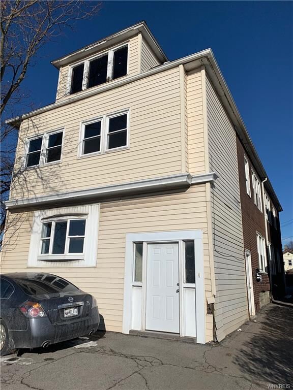 Property Photo:  1022 Hertel Avenue  NY 14216 