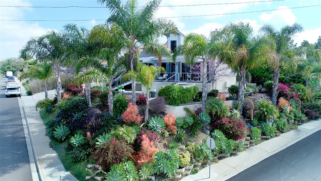 Property Photo: 2005 Galveston St CA 92110