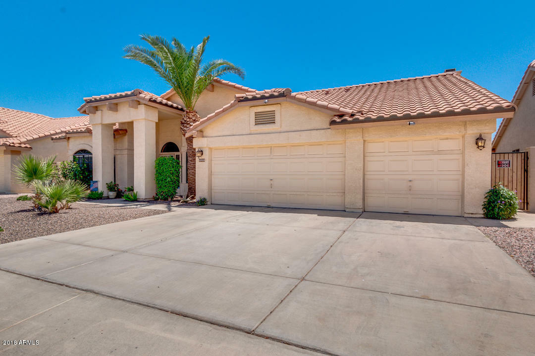 Property Photo:  10933 W Citrus Grove Way  AZ 85392 