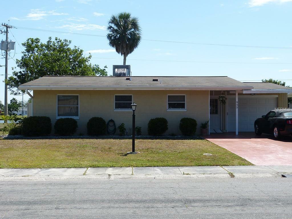 Property Photo: 955 Cherry Hills Drive FL 33573