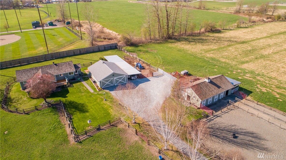 Property Photo: 46623 Enumclaw Buckley Rd WA 98022