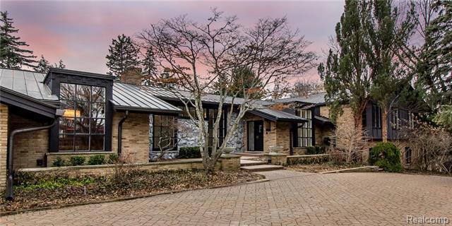 Property Photo: 5150 Winlane Drive MI 48302