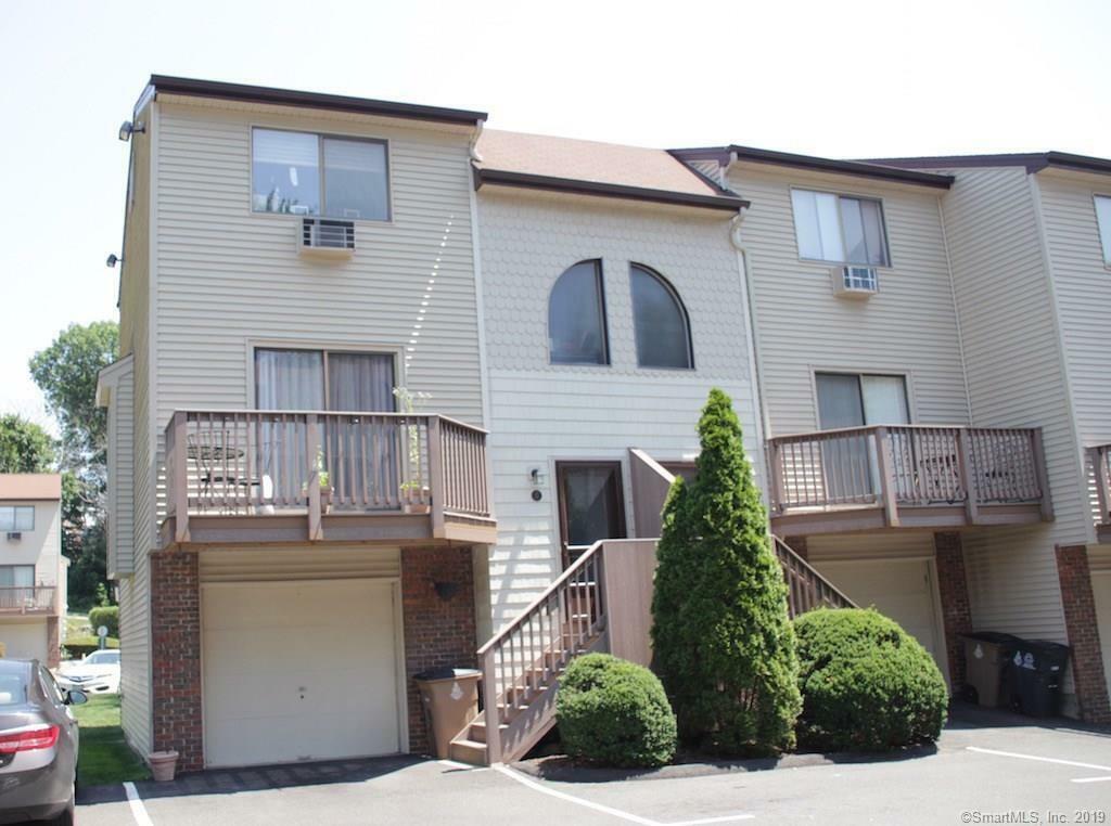 Property Photo: 60 Lawn Avenue 17 CT 06902