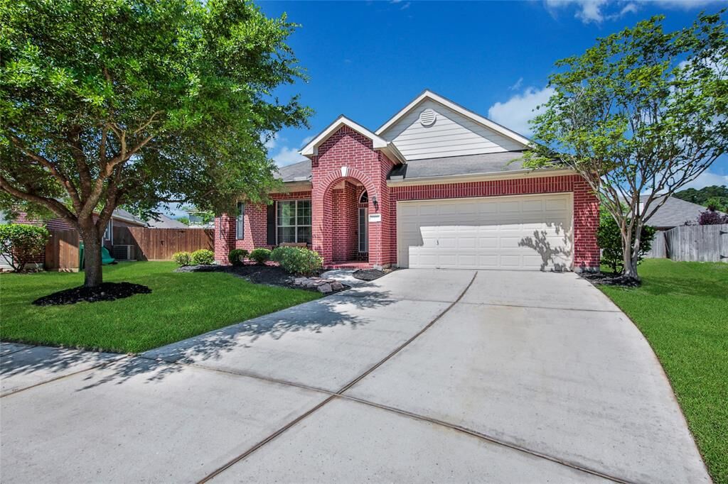 Property Photo: 2426 Rendale Court TX 77388