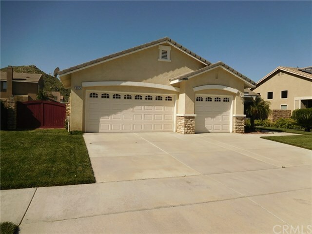 Property Photo: 5125 Inglestone Drive CA 92545