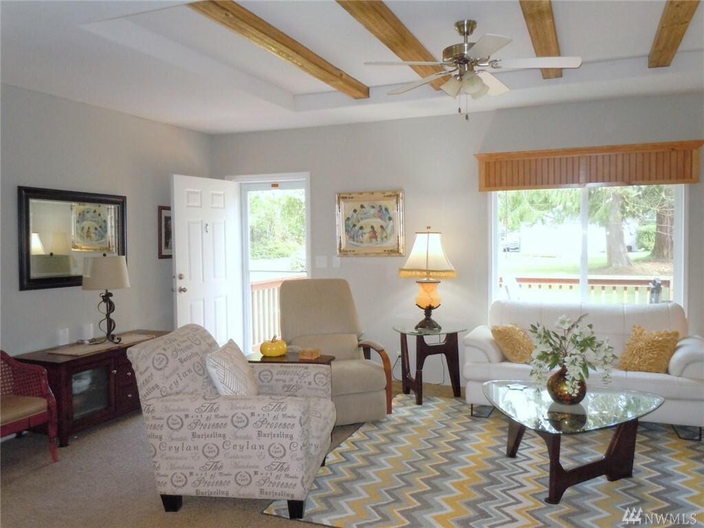 Property Photo: 3380 NE 3rd St N 22 WA 98311