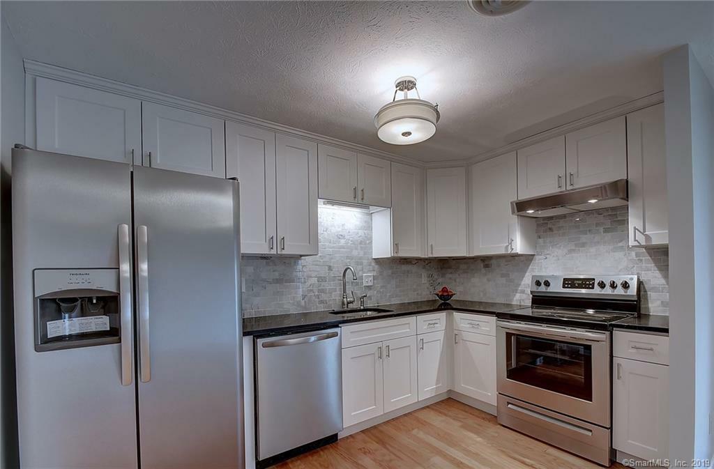 Property Photo: 101 Coronado Drive 101 CT 06111