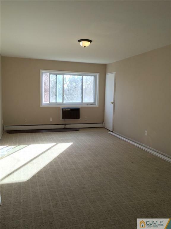 Property Photo:  2 Lake Avenue 9B  NJ 08816 