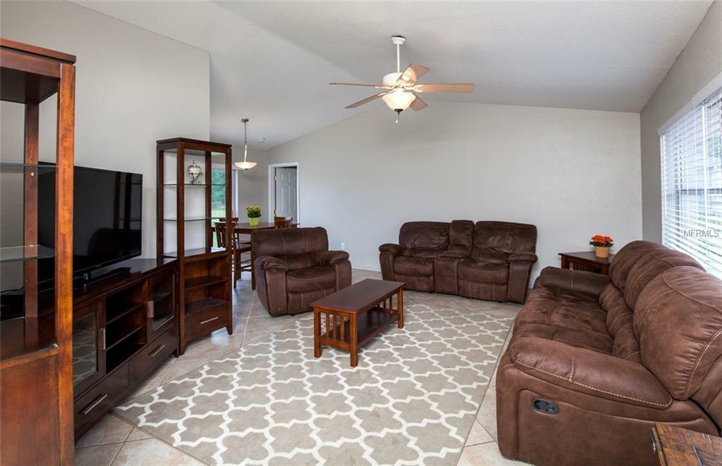 Property Photo:  7282 Perennial Road  FL 34291 