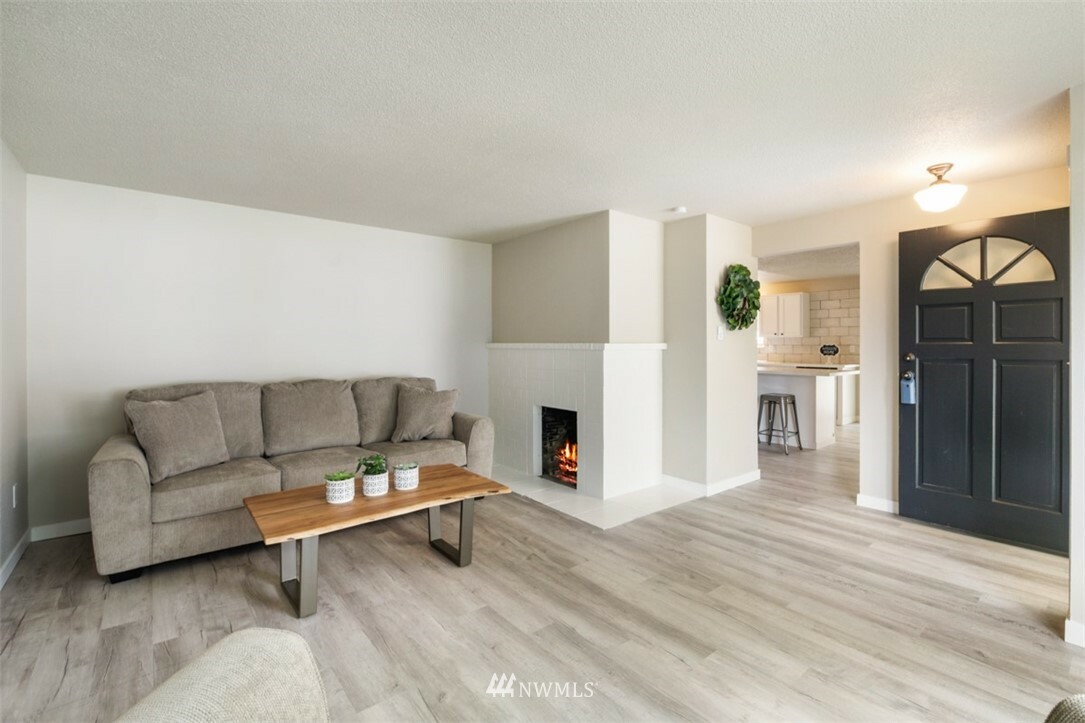 Property Photo:  8531 Quinault Dr  WA 98516 