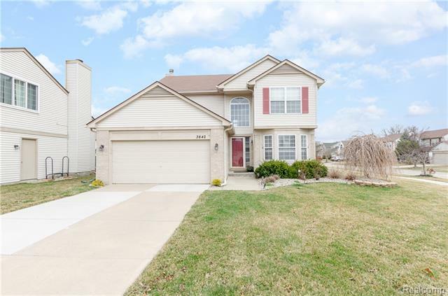 Property Photo: 3642 Parklawn Drive MI 48188