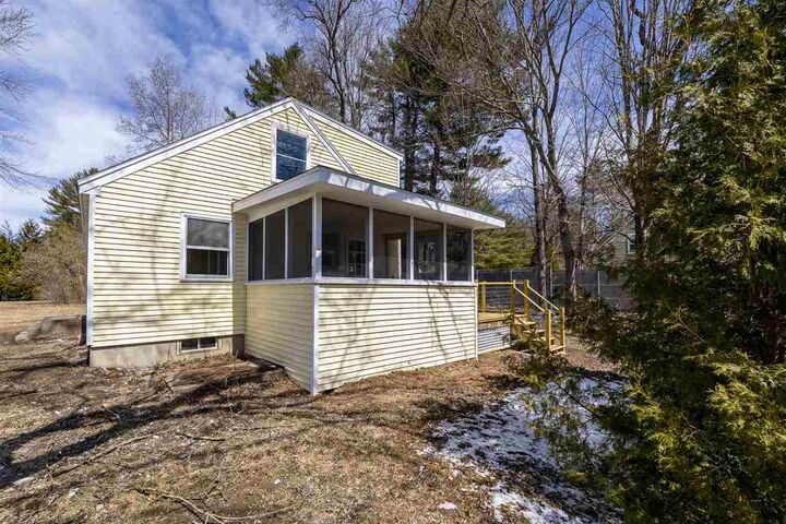 Property Photo: 1 Bassy Street NH 03766