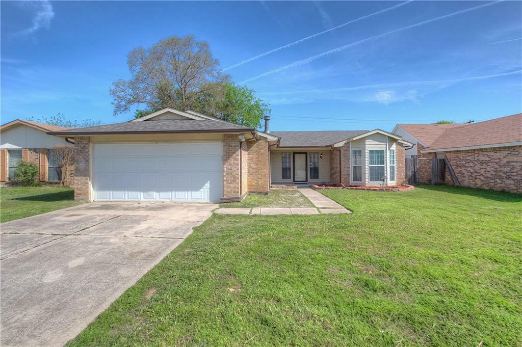 Property Photo:  2221 Sharpshire Lane  TX 76014 