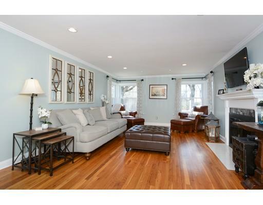 Property Photo:  606 Salisbury St  MA 01609 