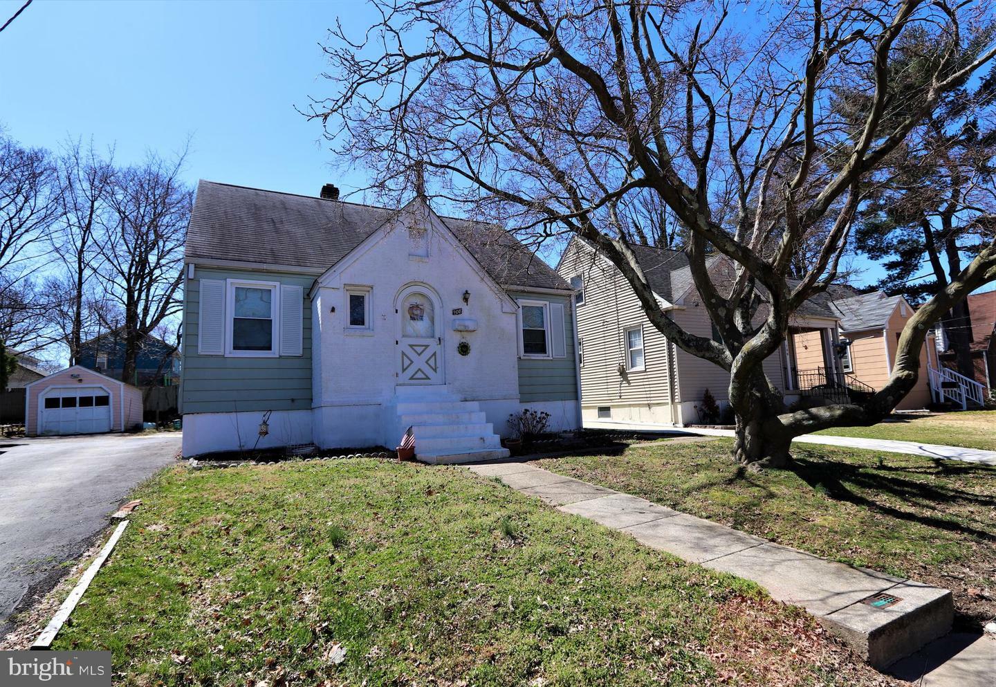 Property Photo:  108 Woodland Terrace  NJ 08107 