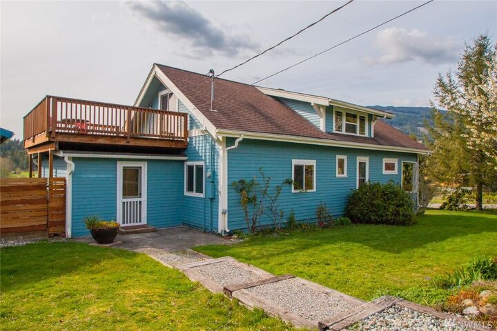 Property Photo: 23682 Prairie Rd WA 98284