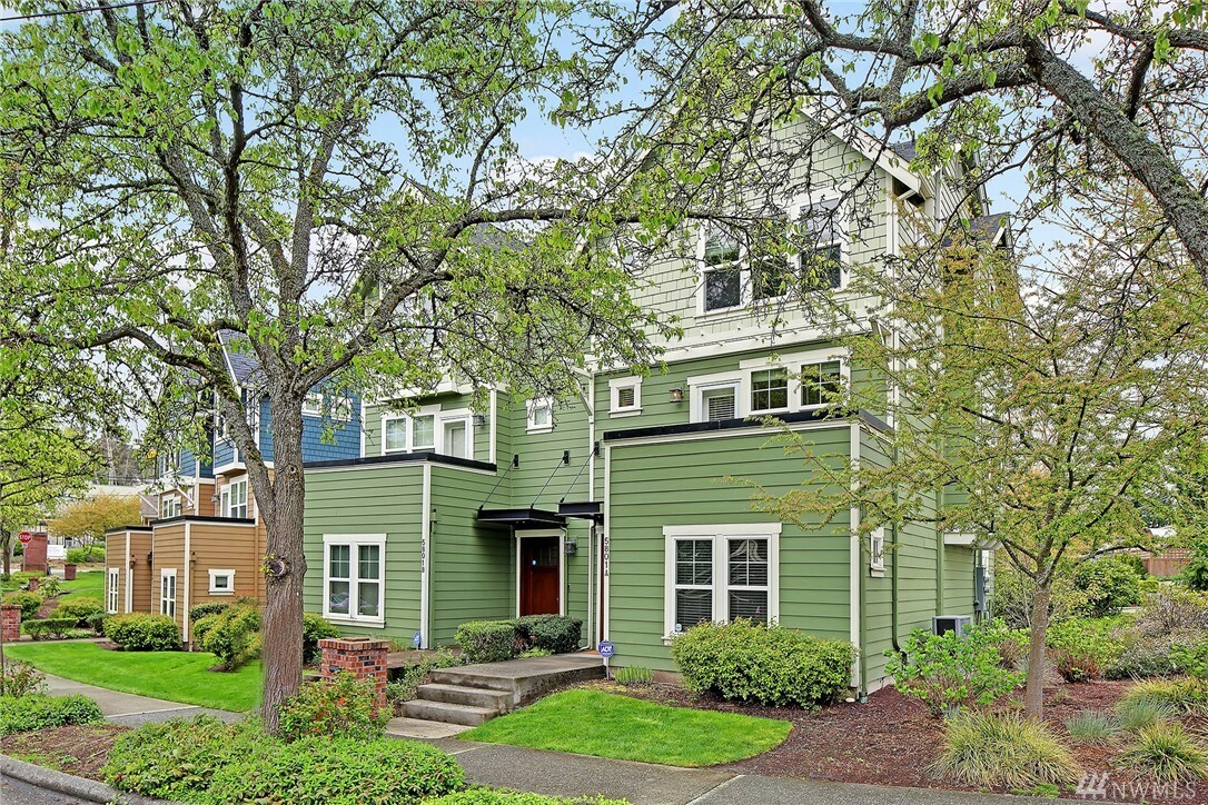 5801 55th Ave NE A  Seattle WA 98105 photo