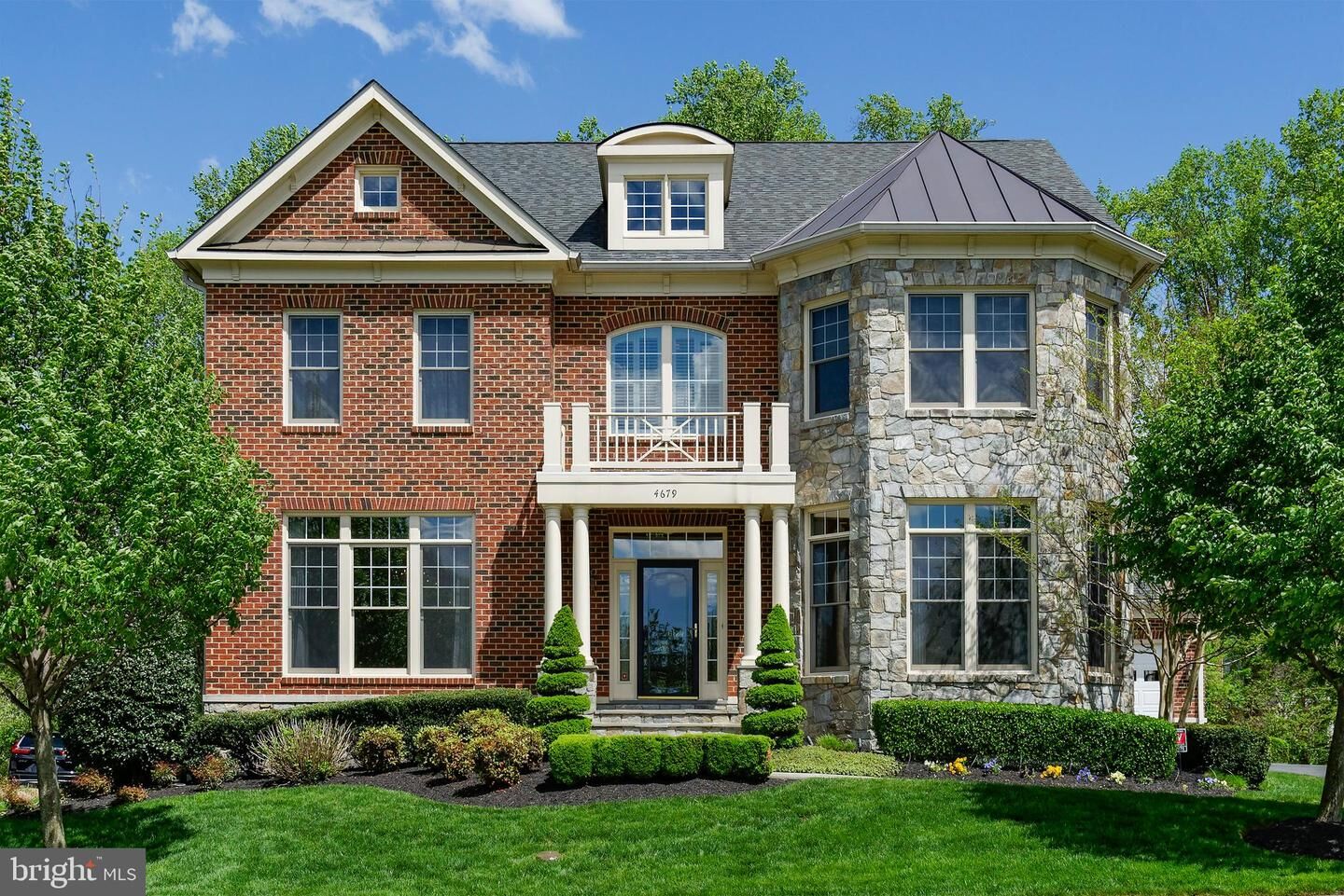 Property Photo: 4679 Autumn Glory Way VA 20151
