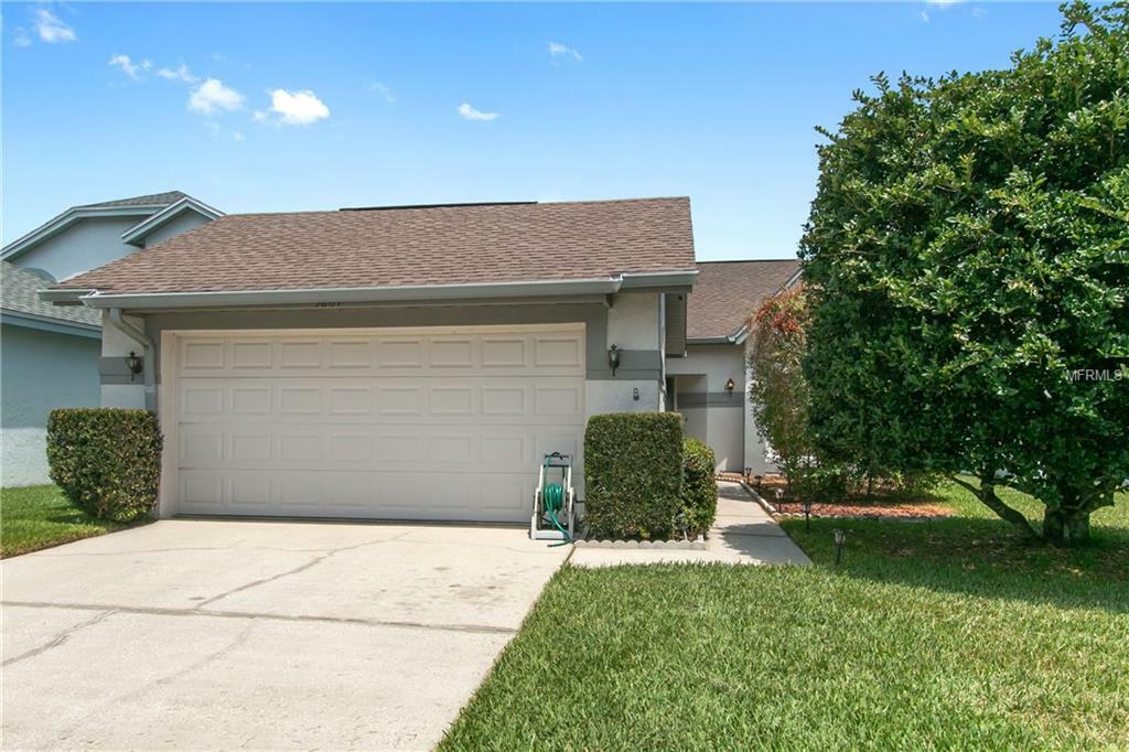 Property Photo:  5861 Plumtree Court  FL 32821 