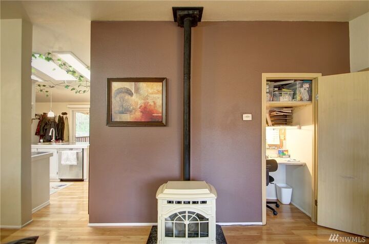 Property Photo:  2020 140th St NE  WA 98271 