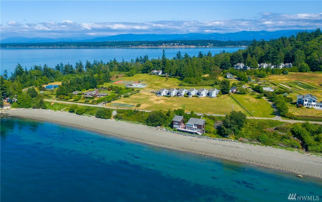 Property Photo:  2866 West Shore Dr B3  WA 98262 