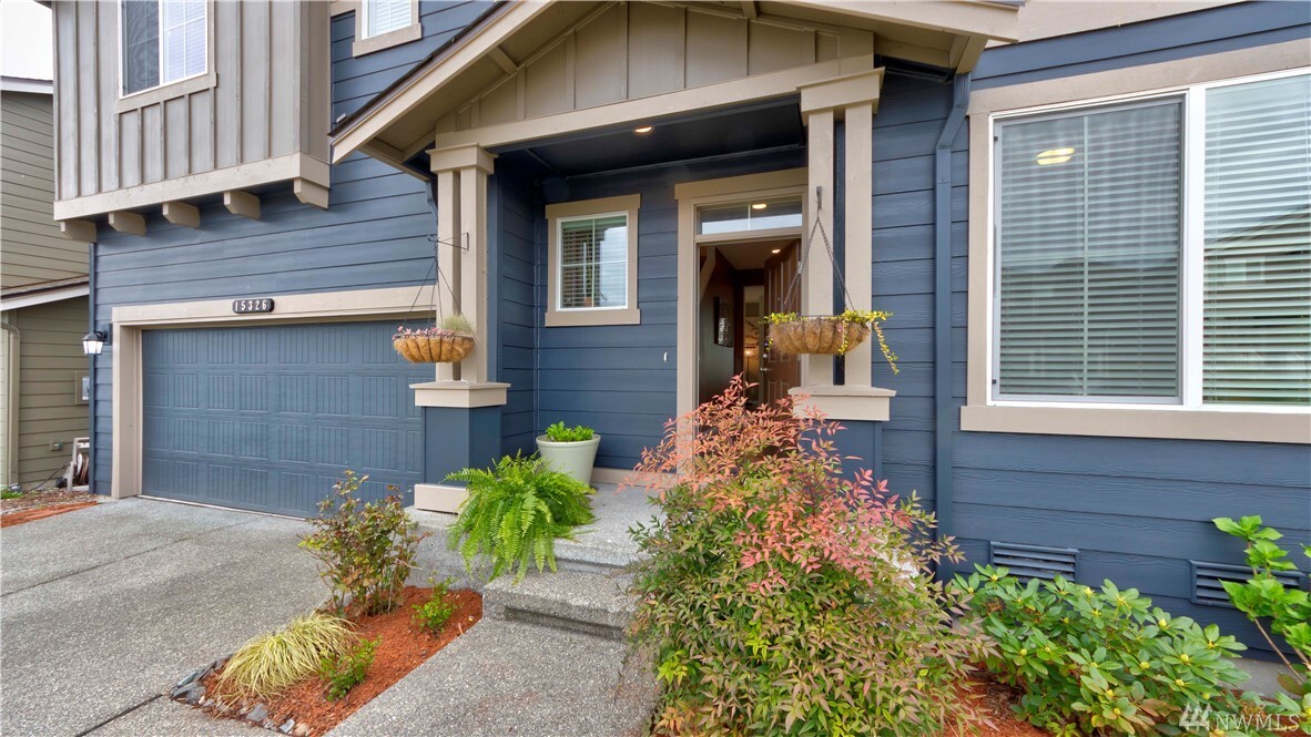 Property Photo: 15326 79th Ave E WA 98375