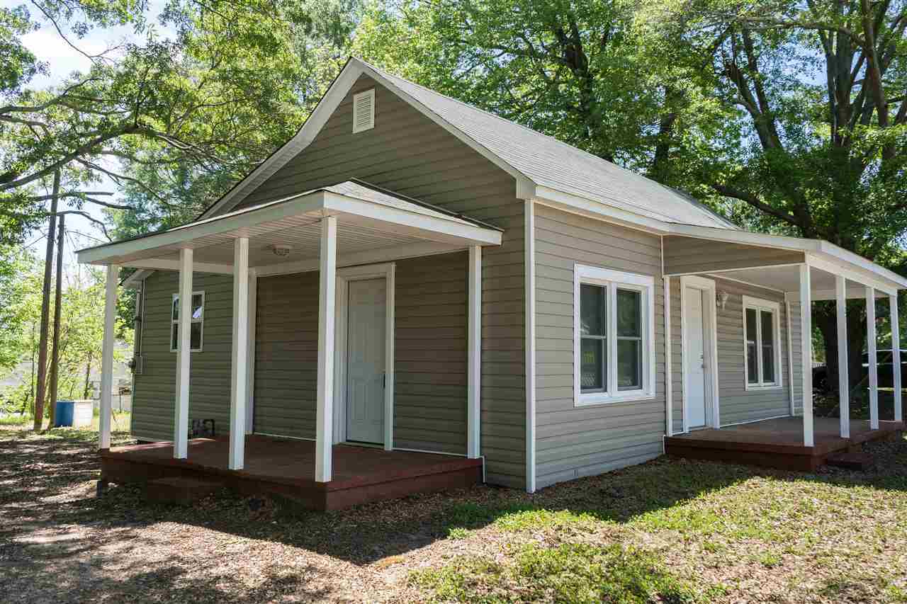 Property Photo:  427 Forest Street  SC 29353 