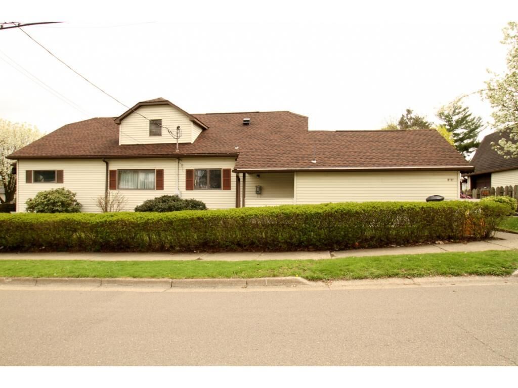 Property Photo:  2010 Tracy Street  NY 13760