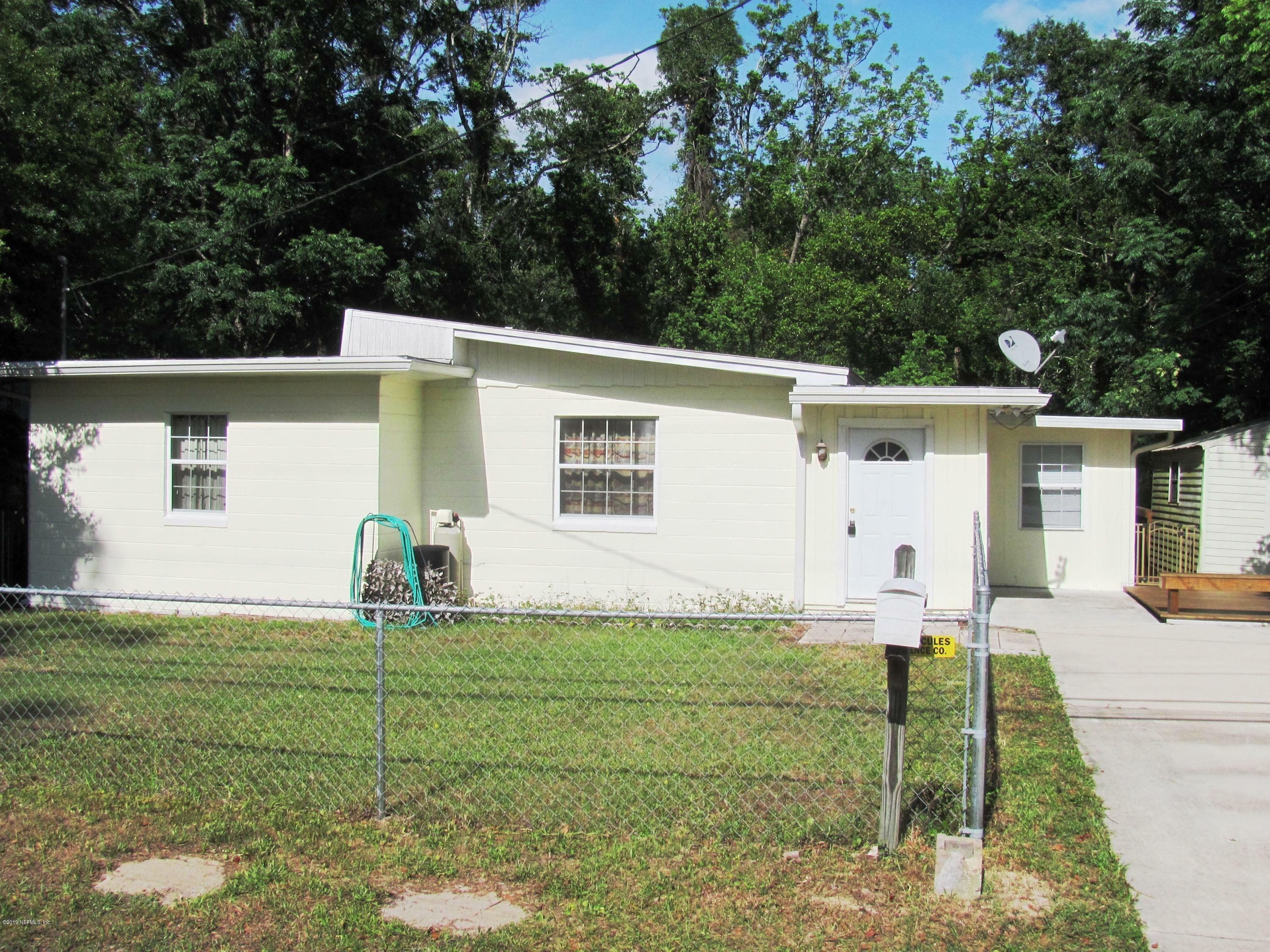 Property Photo:  3941 Eve Drive E  FL 32246 