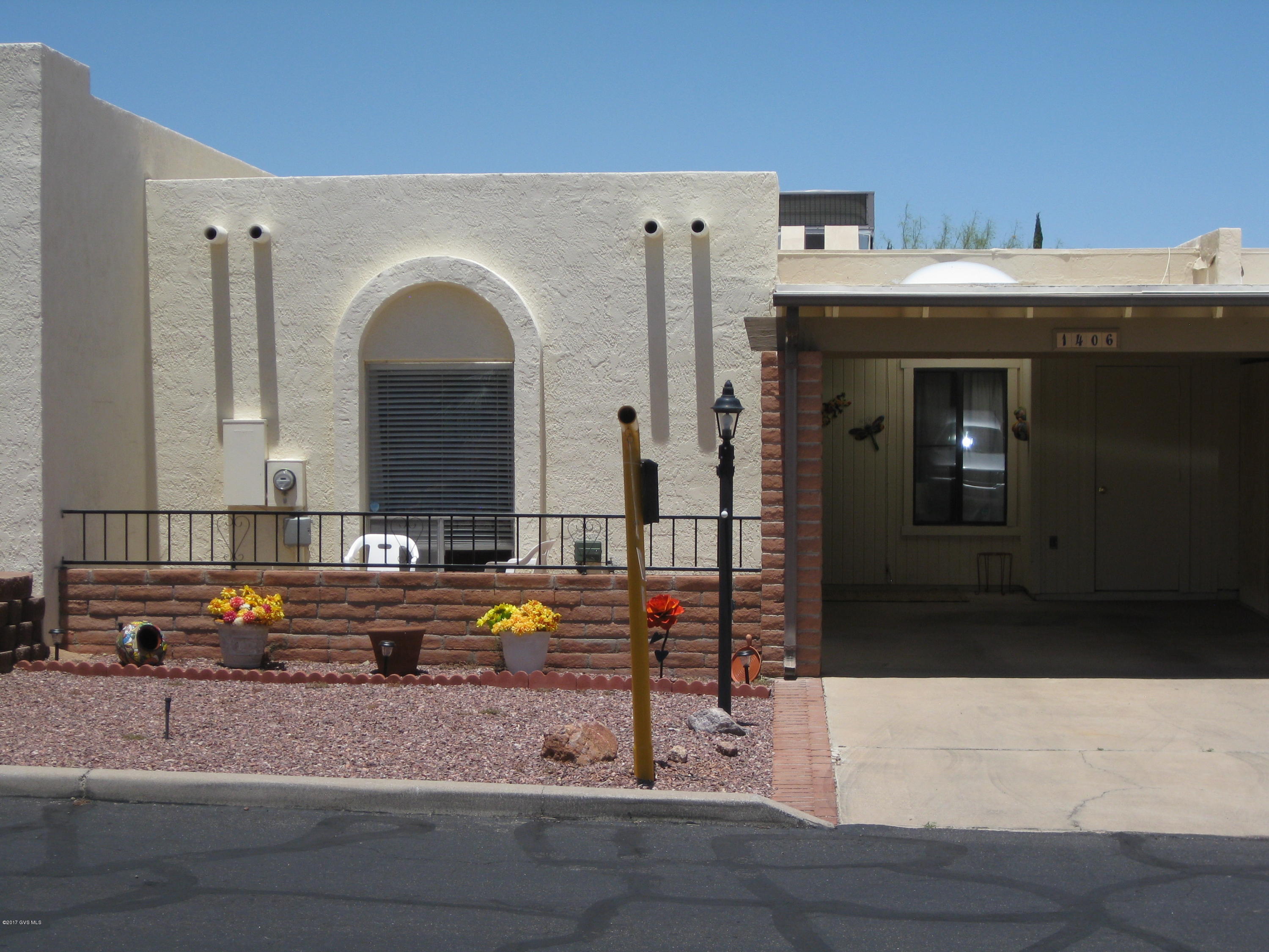 Property Photo: 1406 W Camino Lucientes AZ 85622