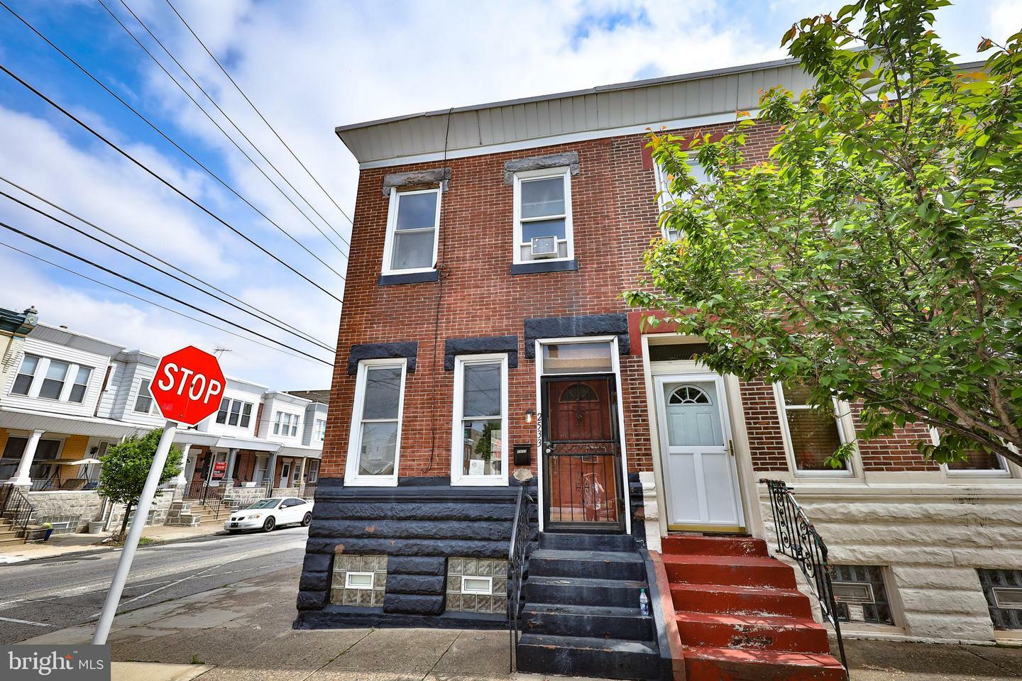 Property Photo:  2533 E Monmouth Street  PA 19134 