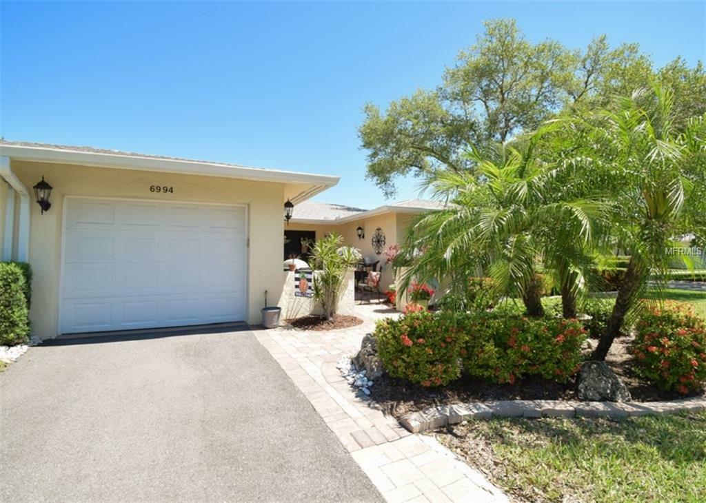 Property Photo:  6994 W Country Club Drive N  FL 34243 