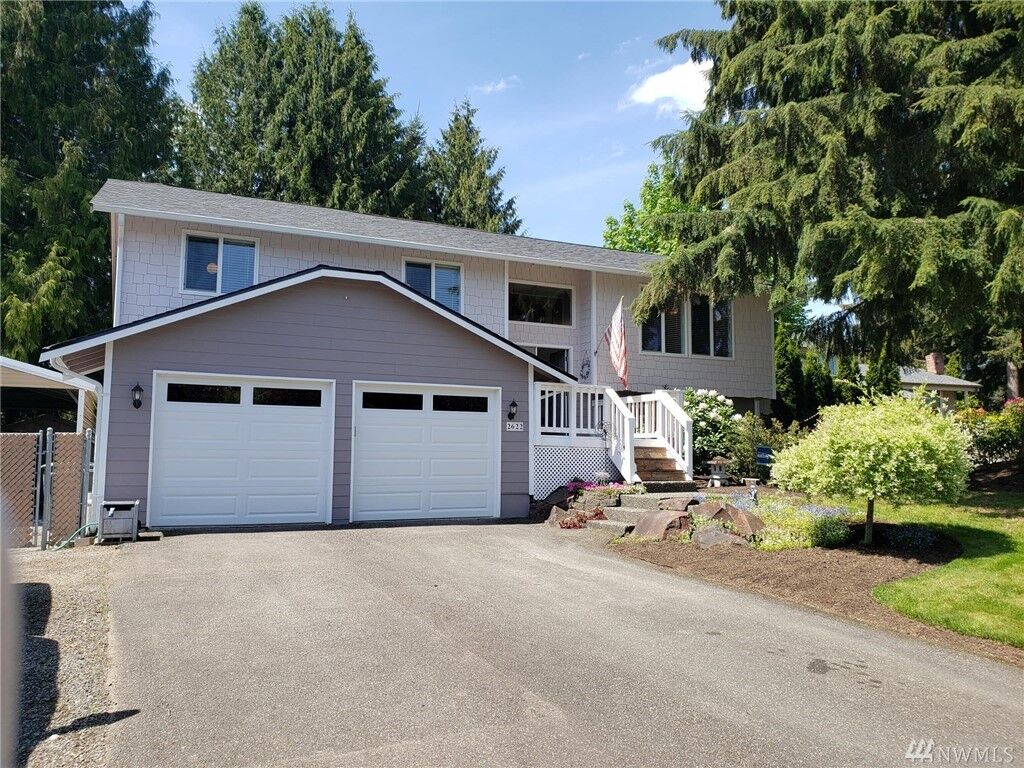 Property Photo: 2622 118th Dr NE WA 98258