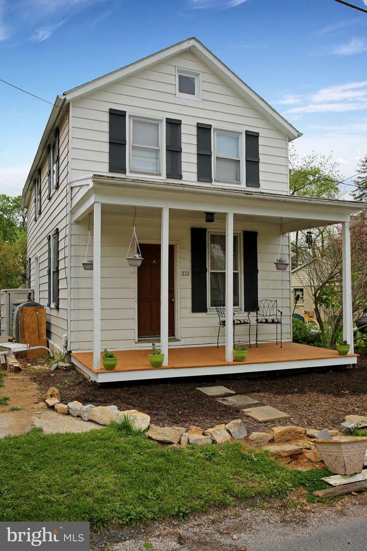 Property Photo:  332 Old Stonehouse Road S  PA 17007 