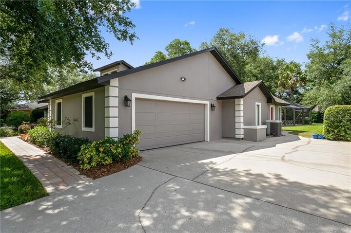 Property Photo:  1436 Northern Way  FL 32708 