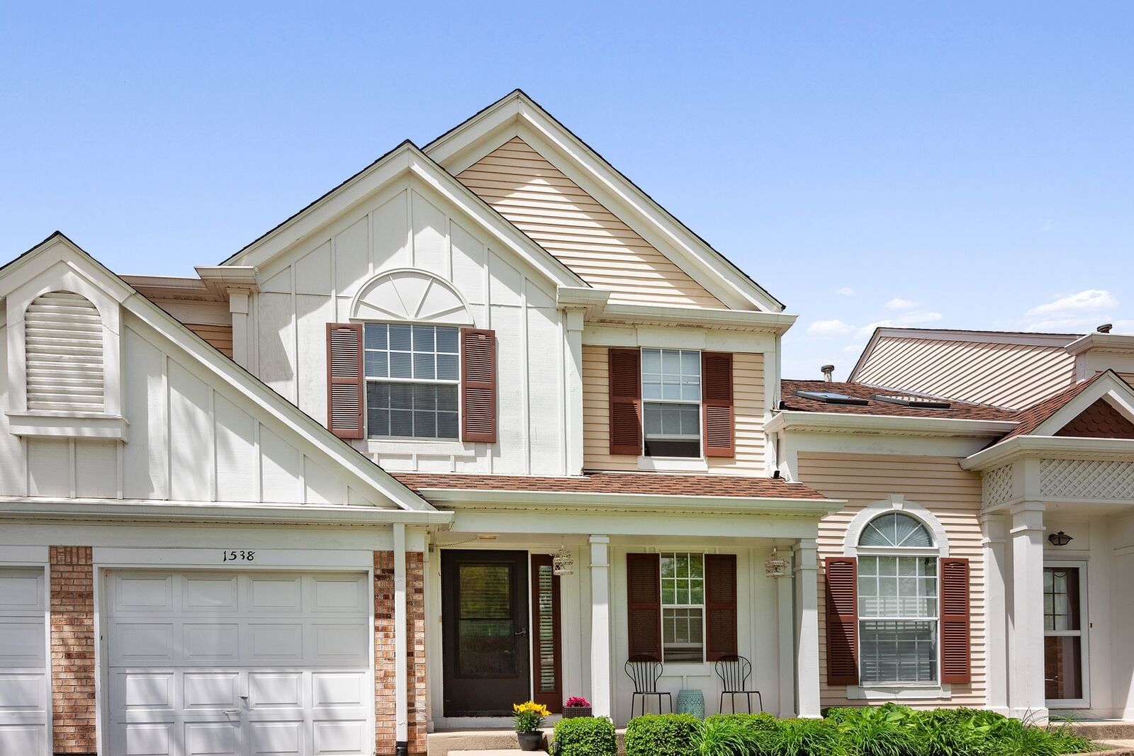 Property Photo:  1538 Crabtree Lane 1538  IL 60559 