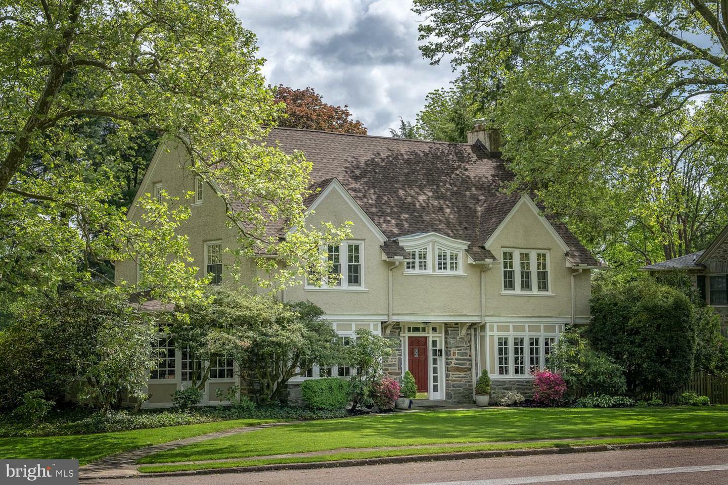 Property Photo: 114 Mulberry Lane PA 19063