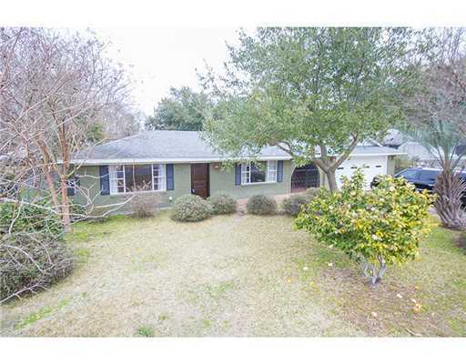 Property Photo:  220 Pine Street  MS 39560 