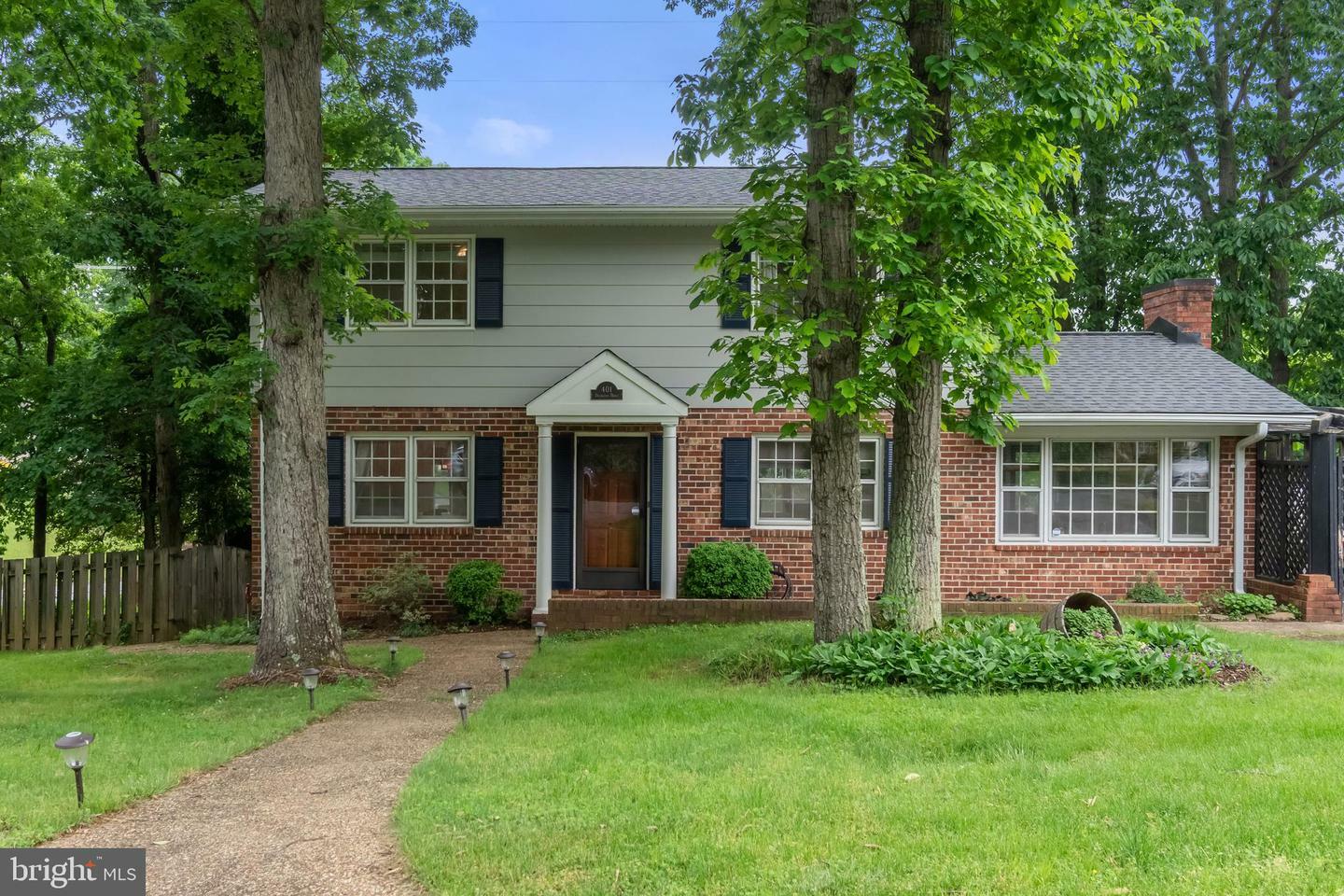 Property Photo:  401 Deerwood Drive  VA 22401 