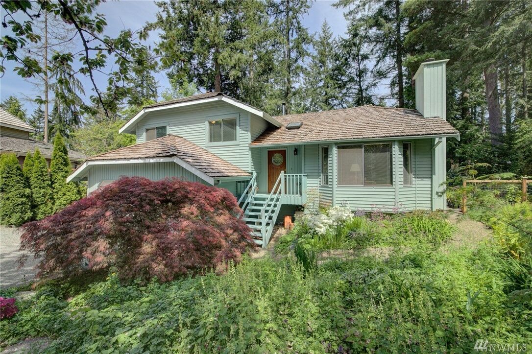 Property Photo:  2065 214th St SW  WA 98036 