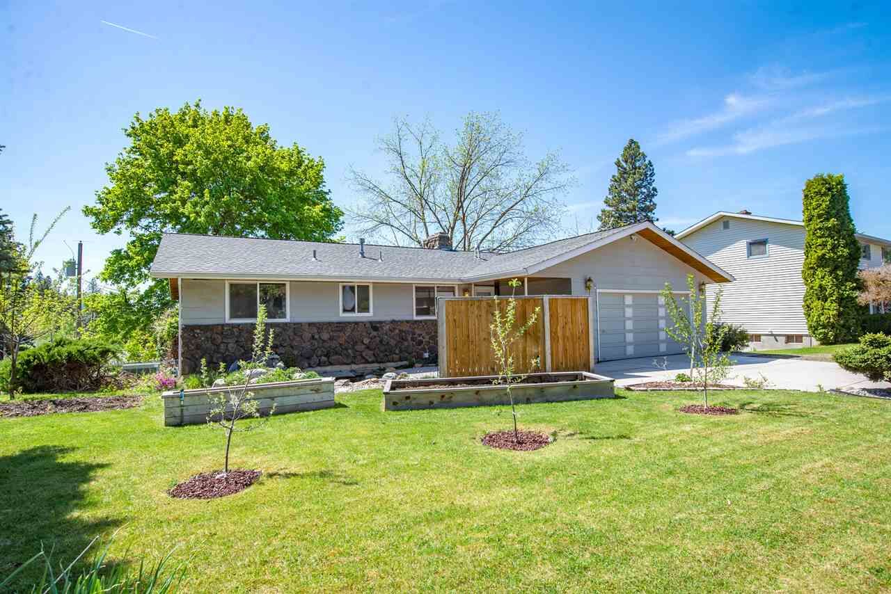 Property Photo: 13422 E 25th Ave 99216