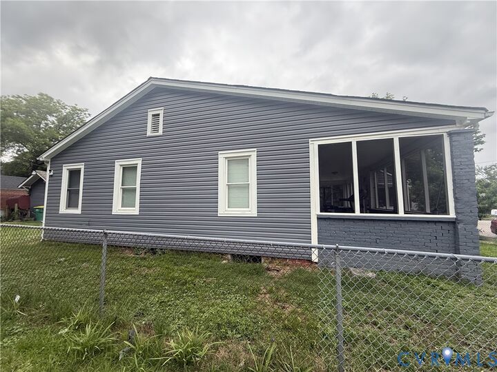 Property Photo: 510 N 7th Avenue VA 23860
