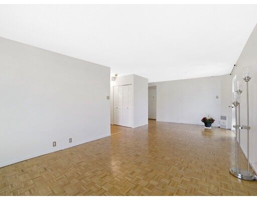 Property Photo:  19 Winchester St 402  MA 02446