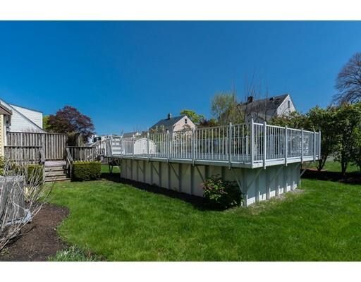 Property Photo:  9 Country Drive  MA 01915 