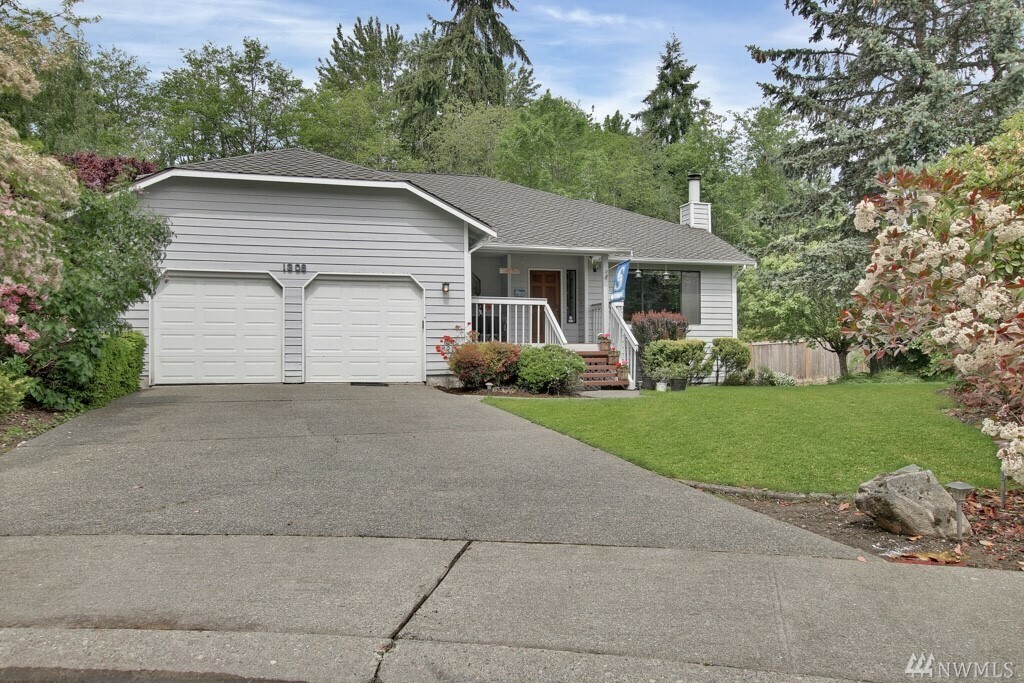 Property Photo:  1306 SW 328th Ct  WA 98023 