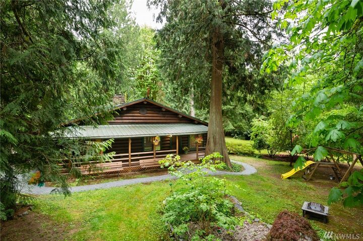 Property Photo: 19218 Bergan Rd WA 98252