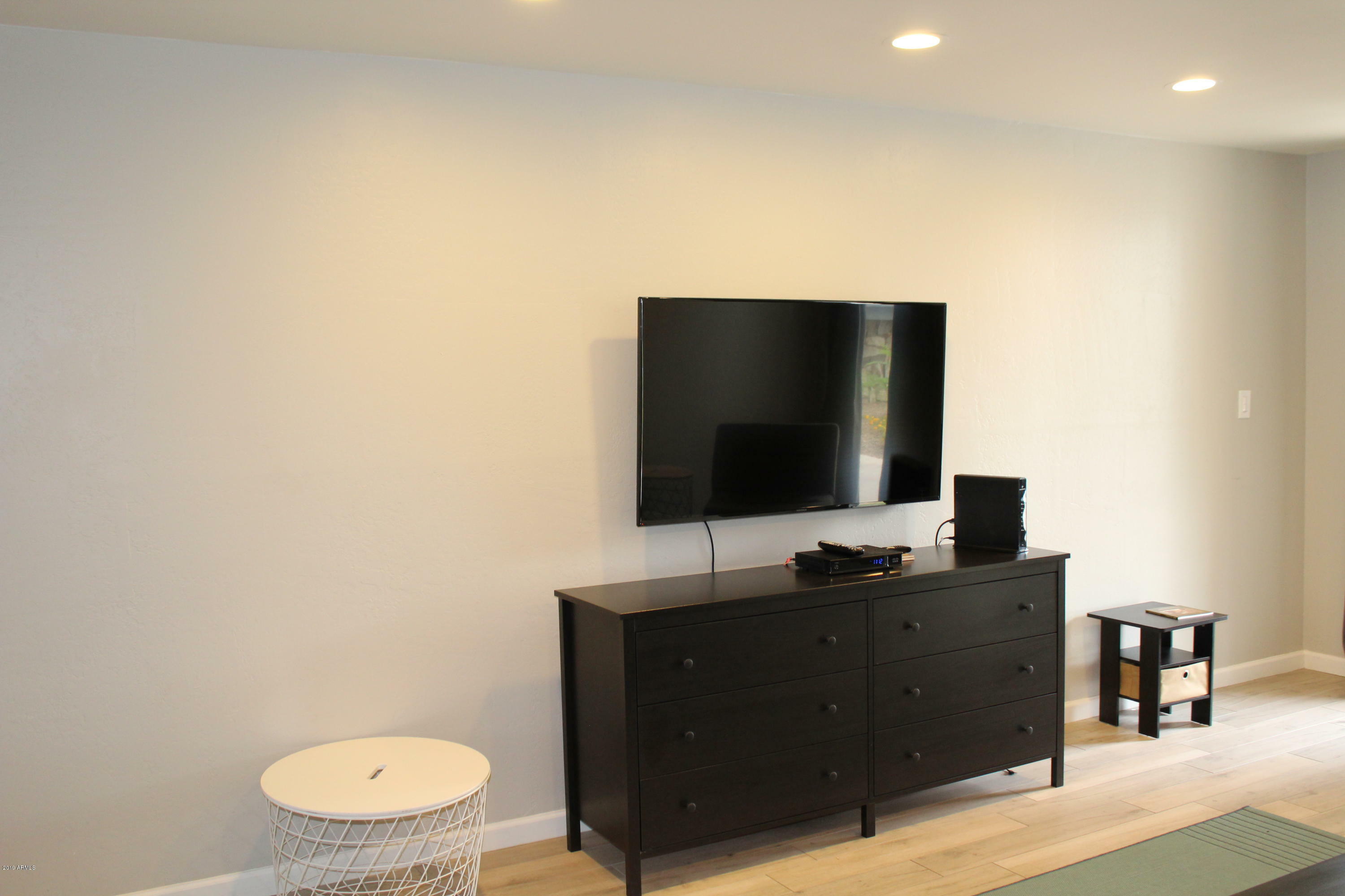 Property Photo: 6936 E 4th Street 2 AZ 85251