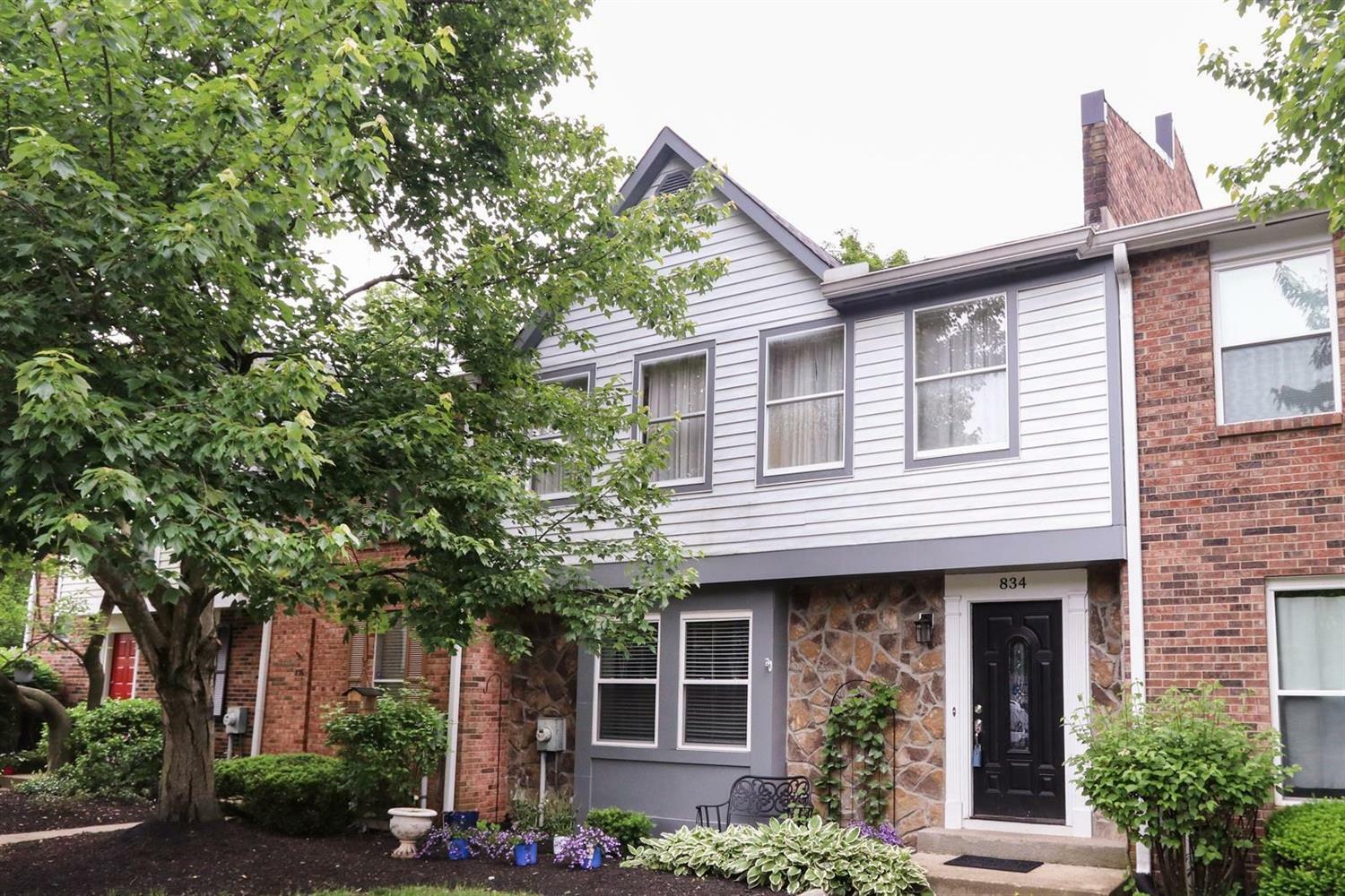 Property Photo:  834 Woodlyn Drive S  OH 45230 