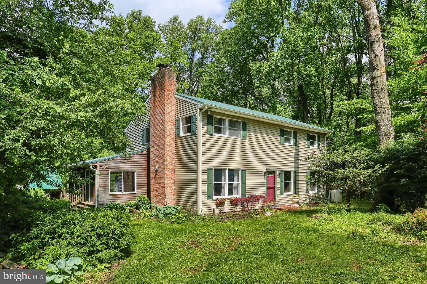 Property Photo:  2240 Pinetown Road  PA 17339 