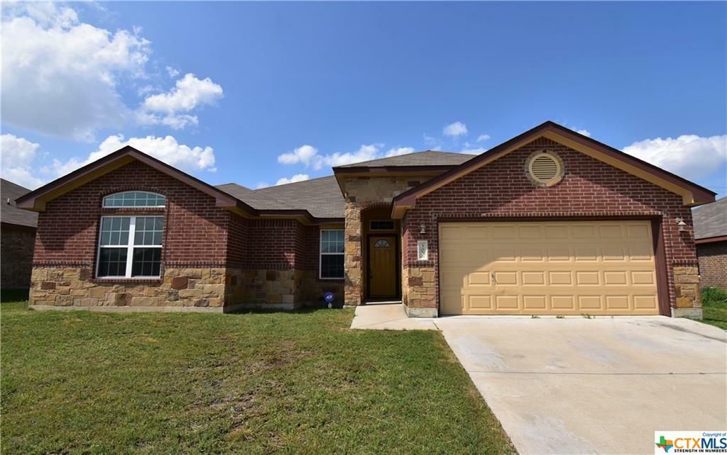 Property Photo:  307 W Little Dipper Drive  TX 76542 